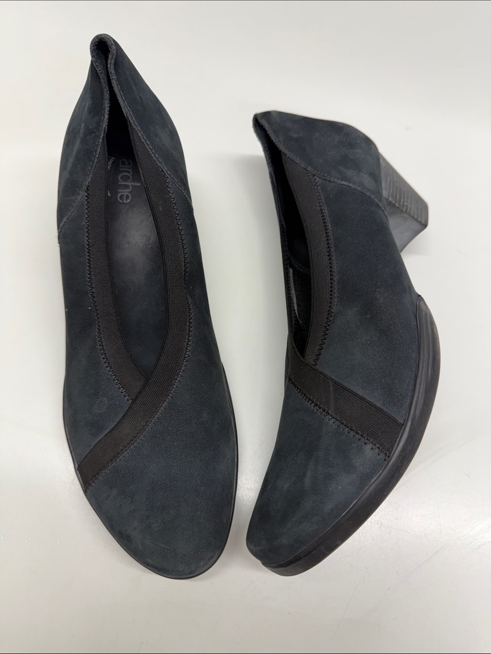 Arche France Kitten Heels Stretch Shoes Low Heel Slip On Round Toe Suede Black 9